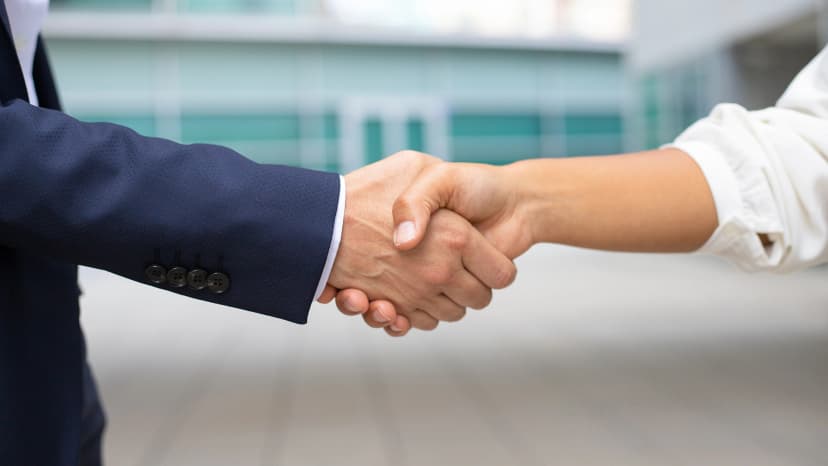 Relaciones Institucionales - Vitto Triana